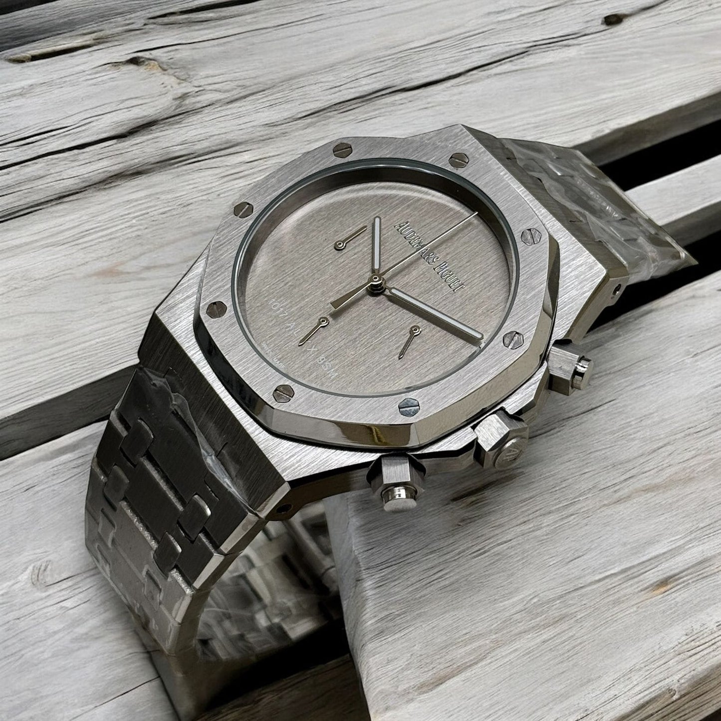 AUDEMARS PIGUET-Luxury Stain Less Steel Watch