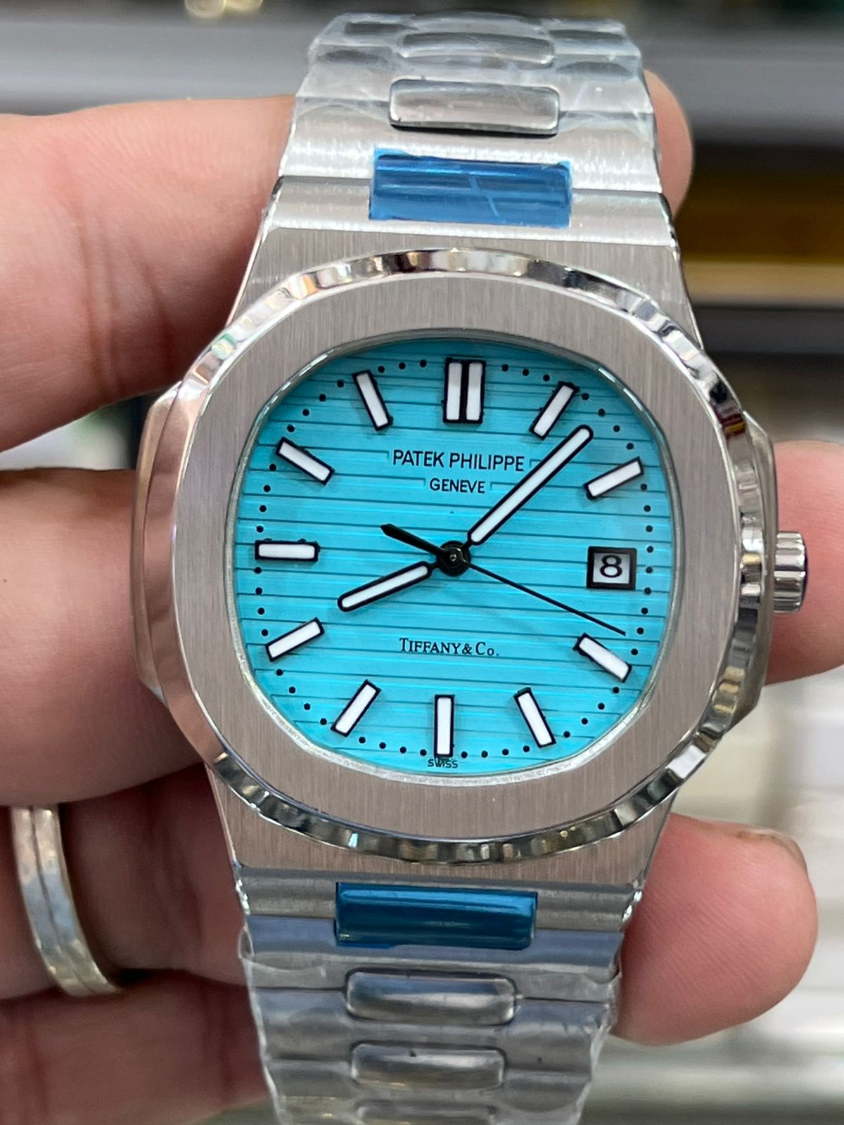 PATEK PHILPPE  - Limited Luxury Edition Watches